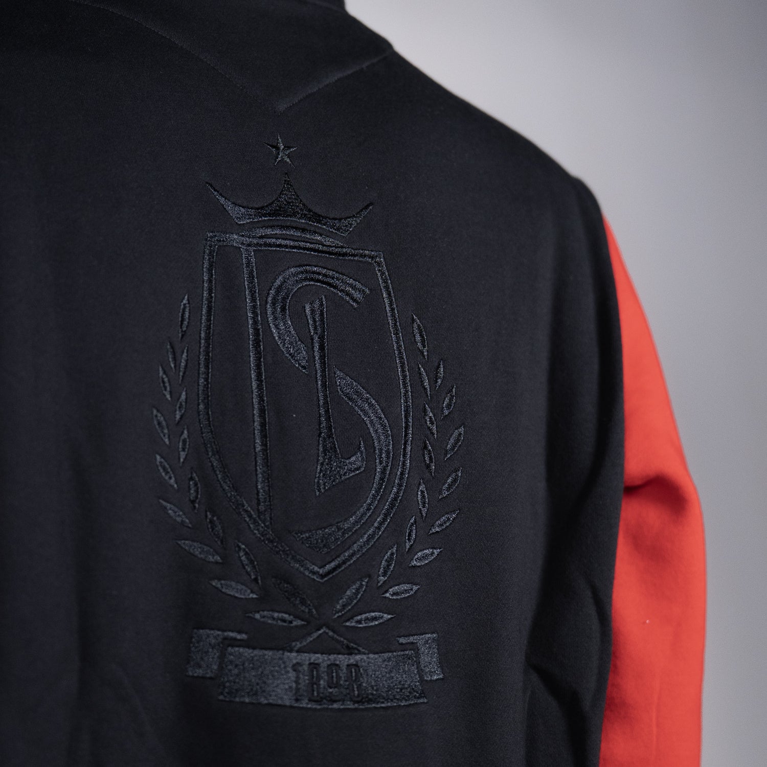 VESTE D'ENTREE 25-26