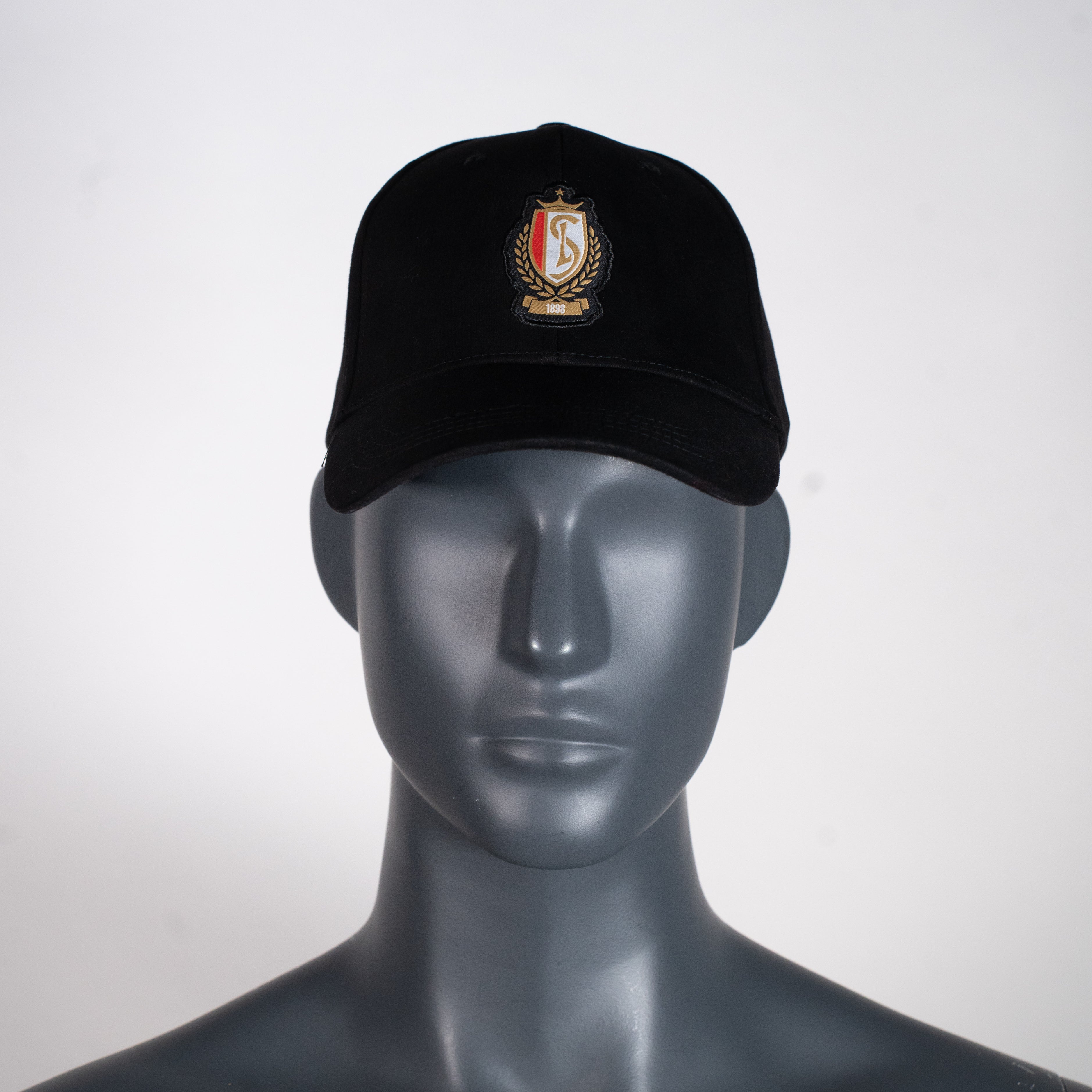 CASQUETTE NOIRE LOGO BRODÉ COULEUR