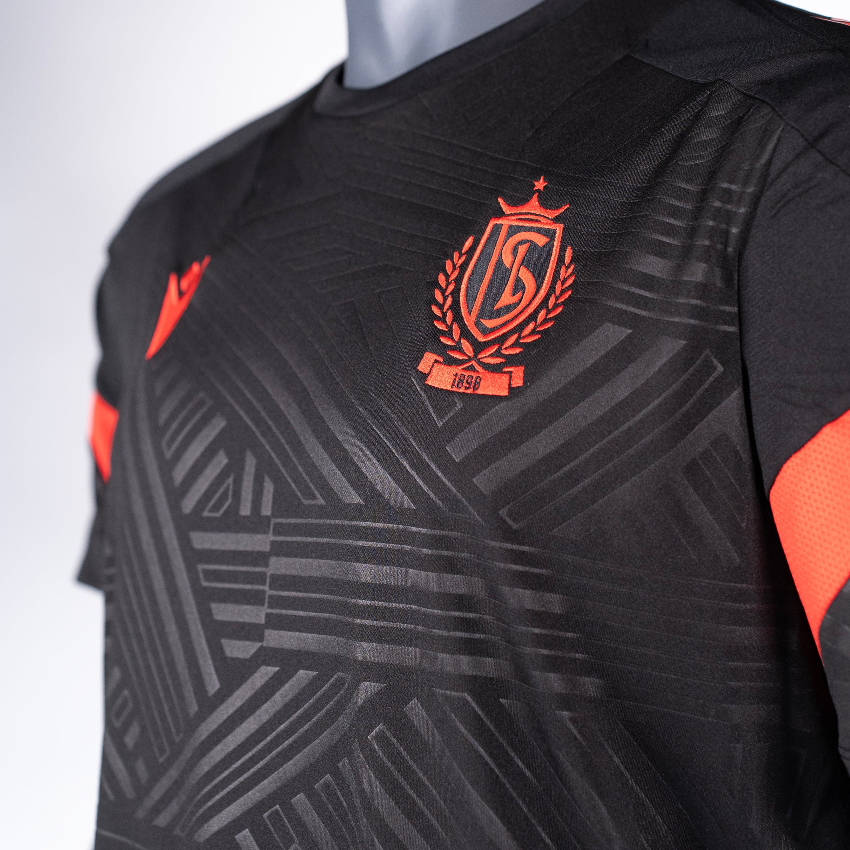 STAFF TRAININGS T-SHIRT 25-26