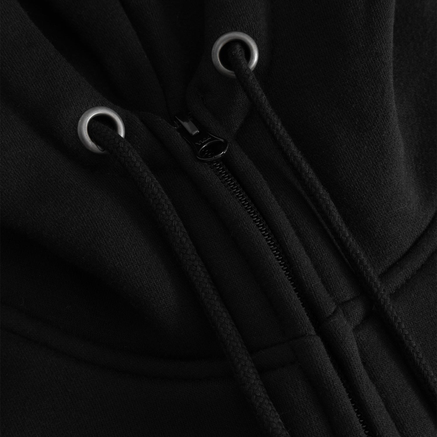 SWEAT NOIR ZIP CAPUCHE