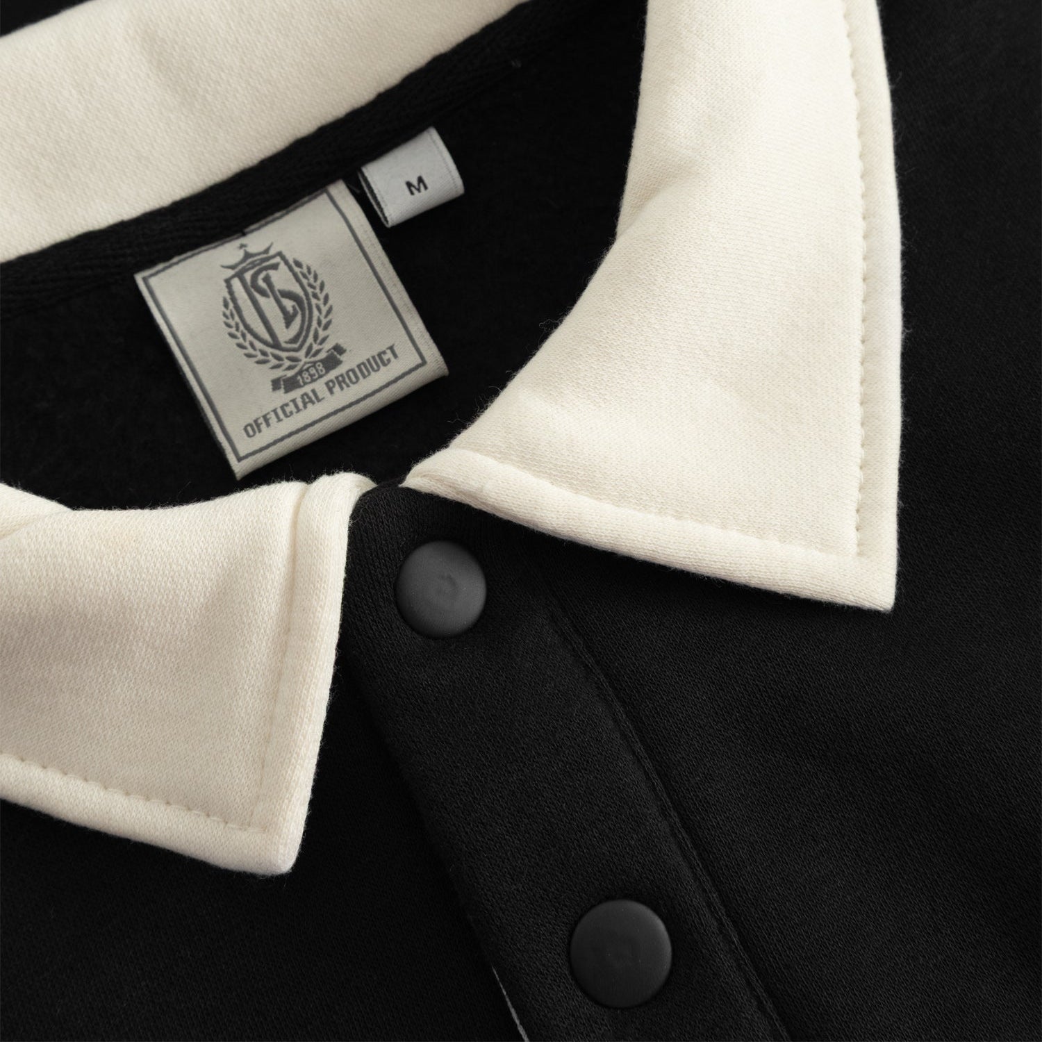 SWEAT NOIR COL CHEMISE