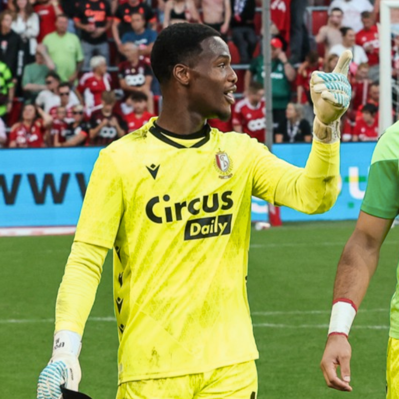 AWAY GOALKEEPER JERSEY 25/26