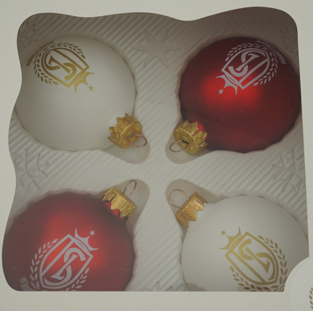 PACK OF 4 CHRISTMAS BALLS