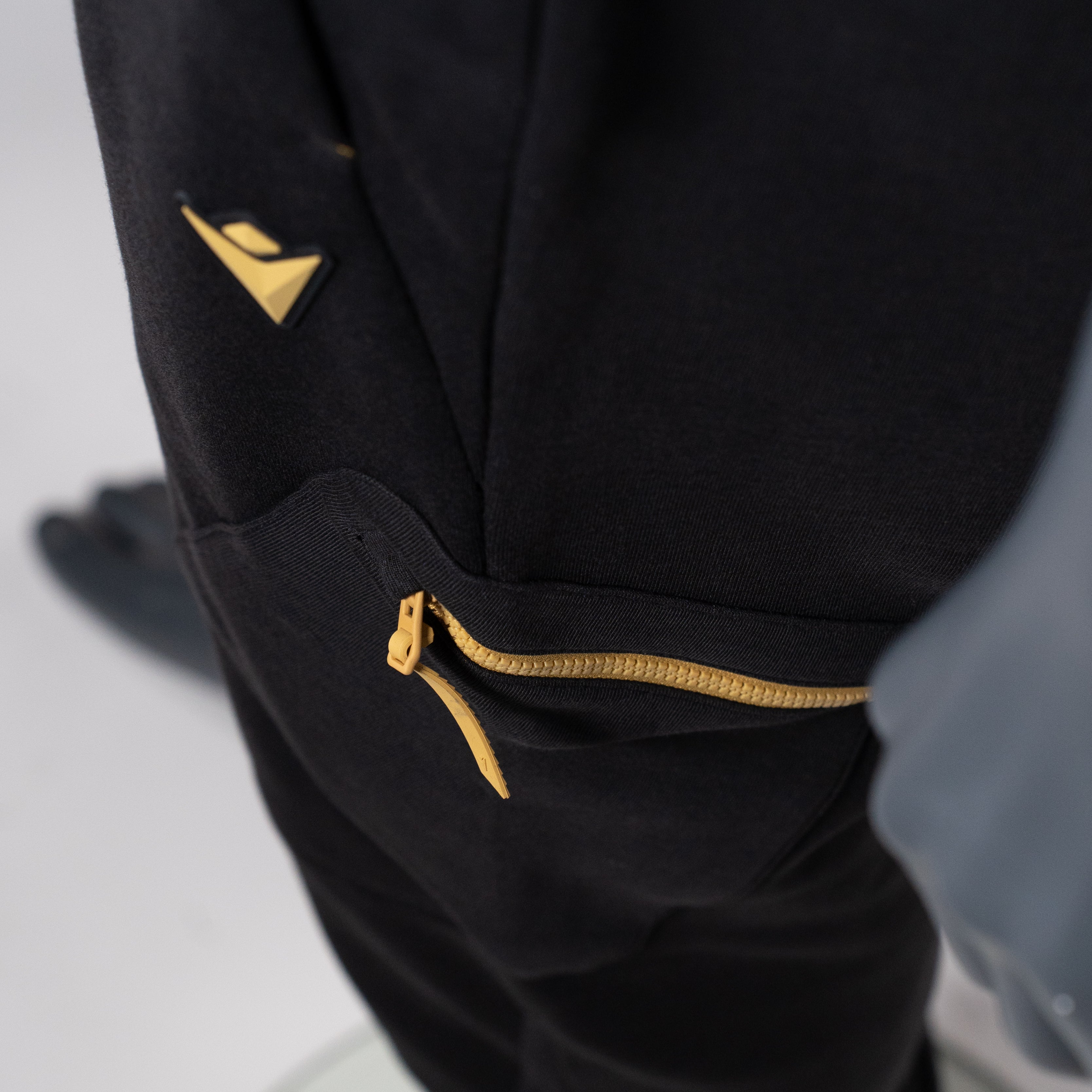 PANTALON SORTIE JR 26-27
