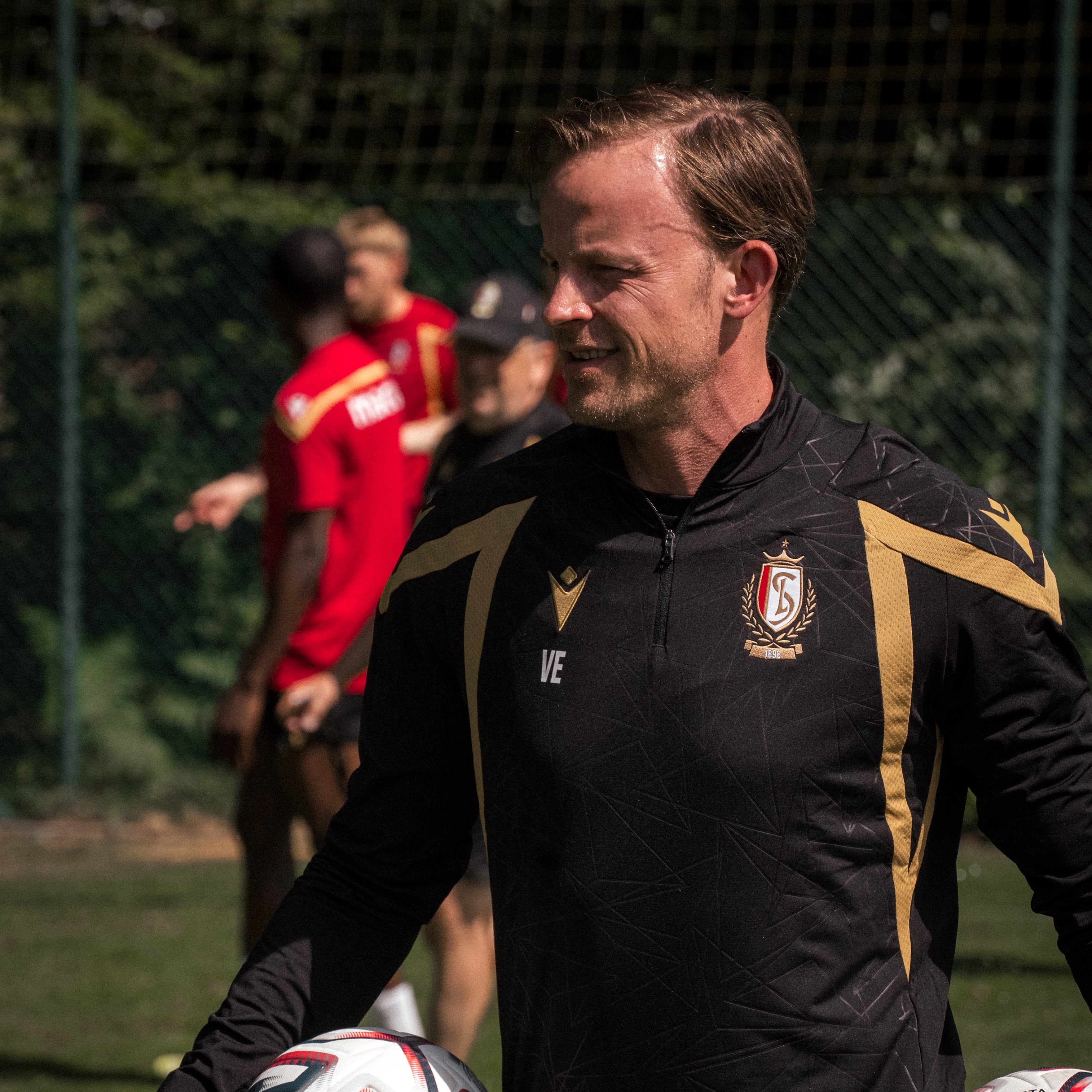SWEAT ENTRAINEMENT STAFF 26-27